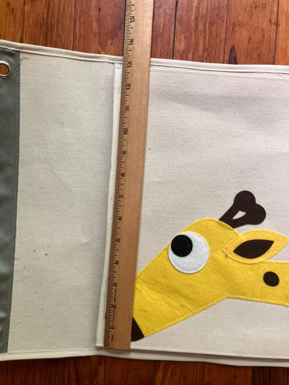 3 Sprouts Giraffe Hanging Wall Organizer 3 Pocket Nursery Toy Storage Canvas